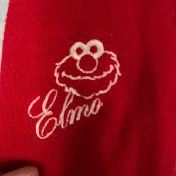 Sesame Street Elmo Sweater with cherries - Picture 5 of 5